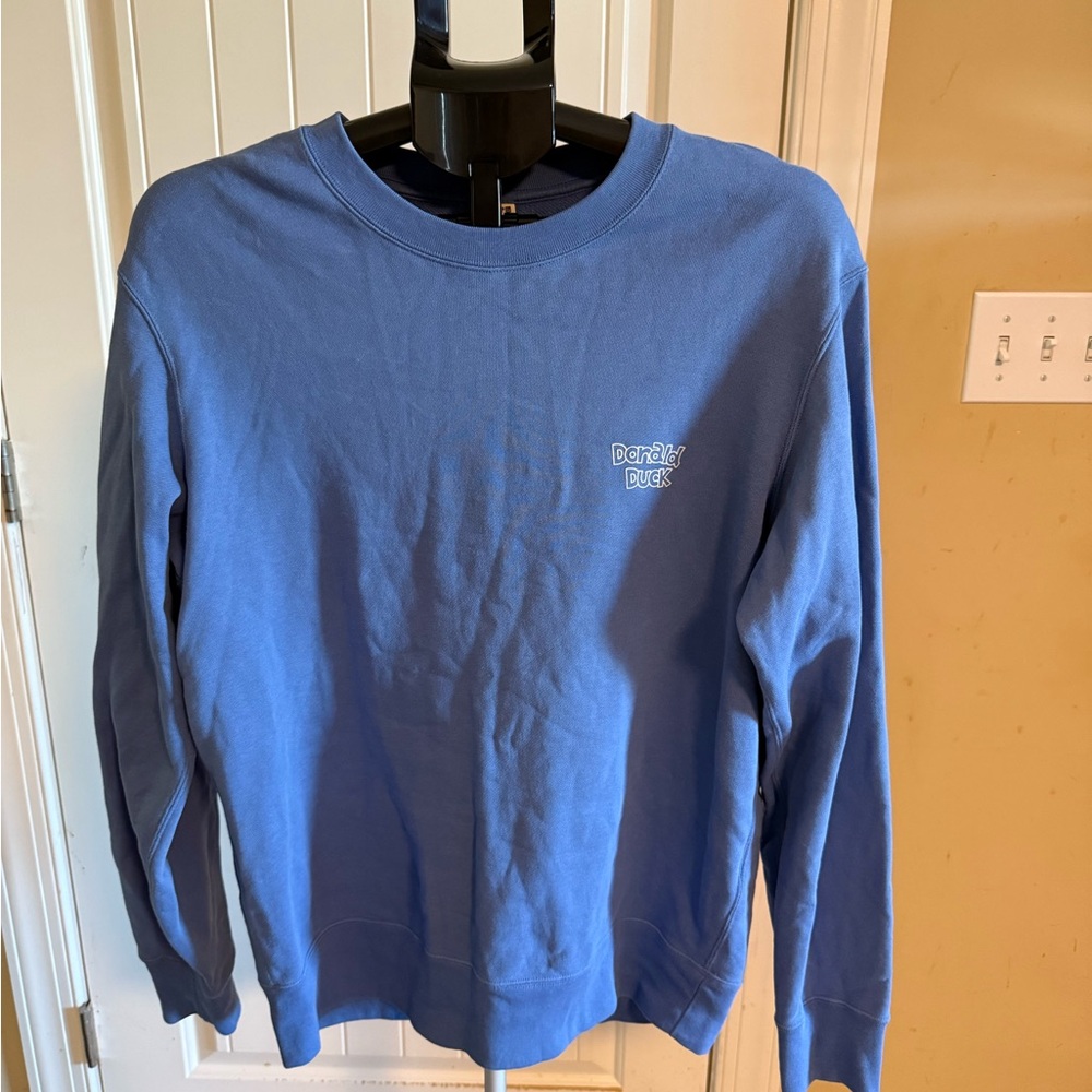 UT Uniqlo Disney Donald Duck Sweatshirt Size Medium Unisex